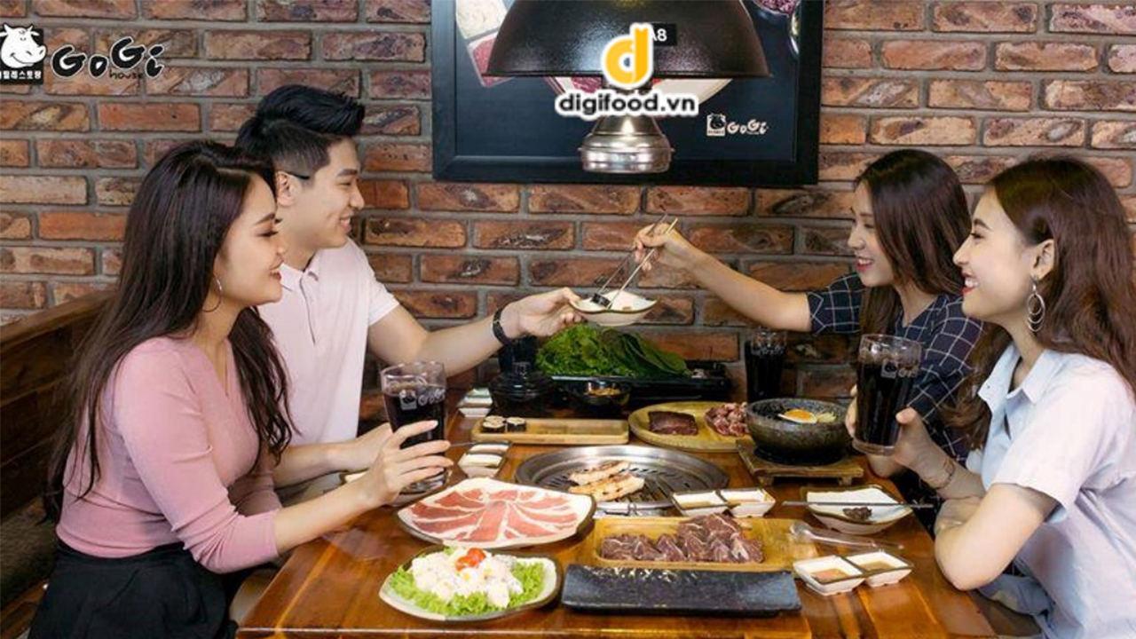 Trai-nghiem-thu-vi-cua-thuc-khach-tai-GOGI-HOUSE