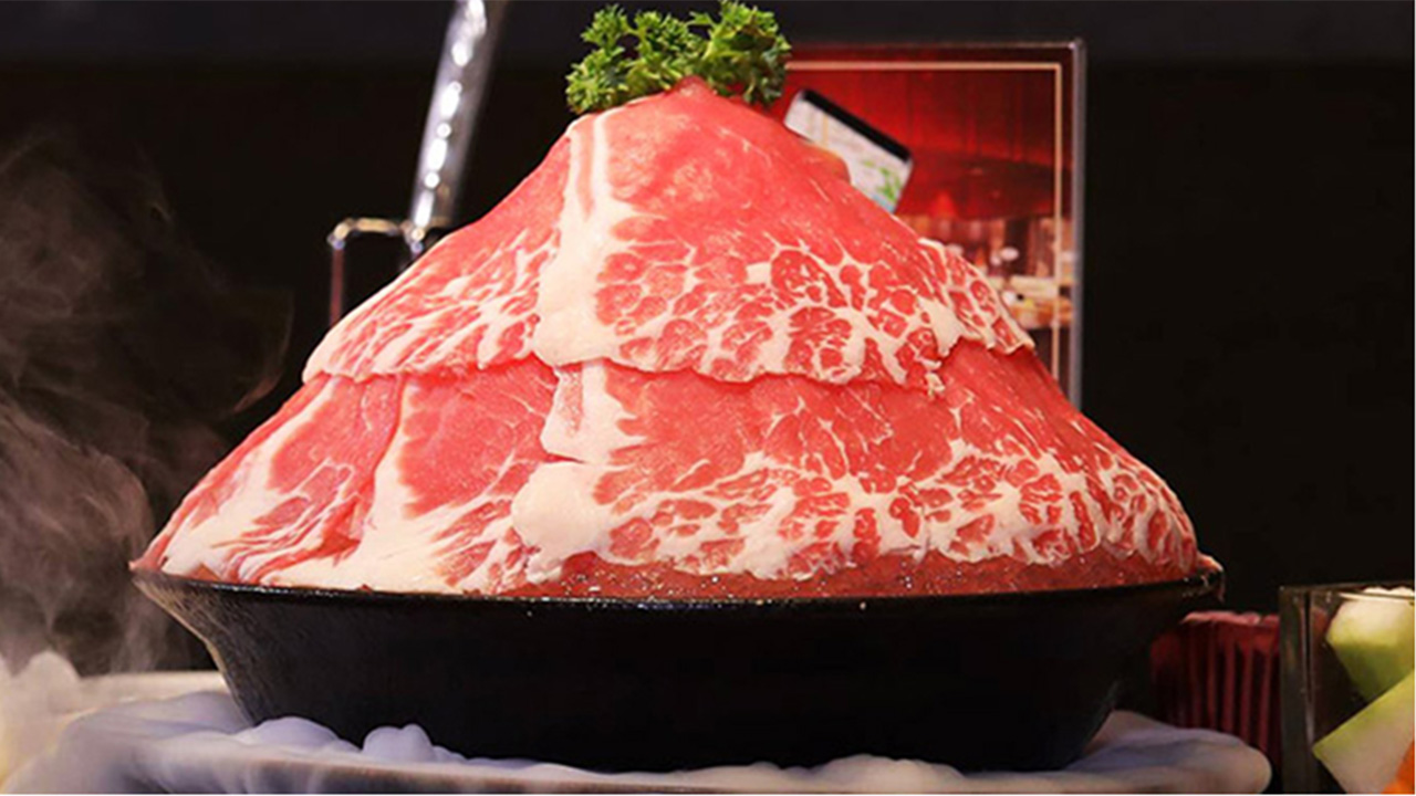 Tháp thịt đặc trưng của Manwah