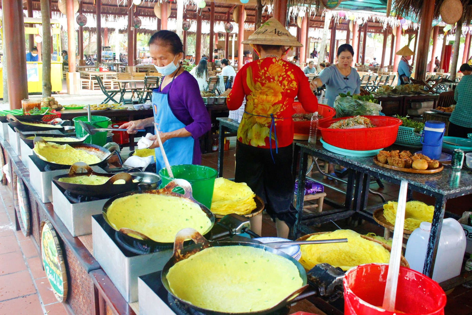 HÀNG TRĂM NGÀN DU KHÁCH ĐẾN VỚI CẦN THƠ TRONG DỊP LỄ 30 THÁNG 4 VÀ 1 THÁNG 5 NĂM NAY