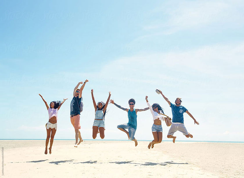 Tạo dáng nhảy lên bức ảnh sinh động