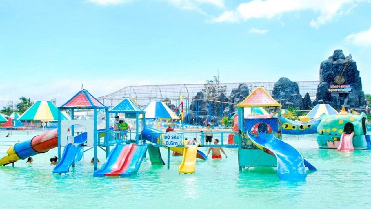 Nơi đây có cả những khu vui chơi và những điểm du lịch sinh thái nổi tiếng