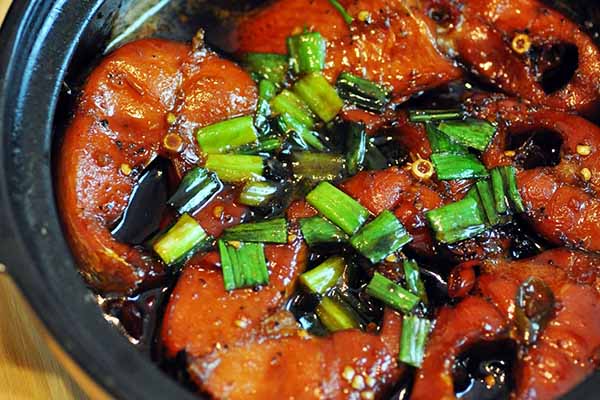 BÍ QUYẾT LÀM MÓN CÁ KHO TỘ ĐẬM CHẤT MIỀN TÂY