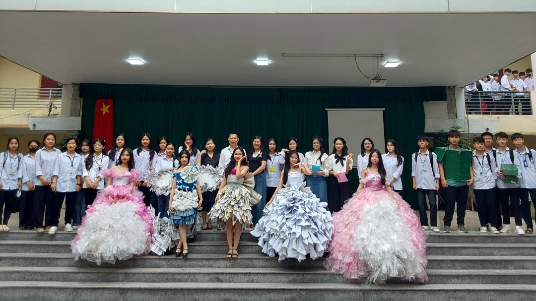 Biểu diễn thời trang tái chế