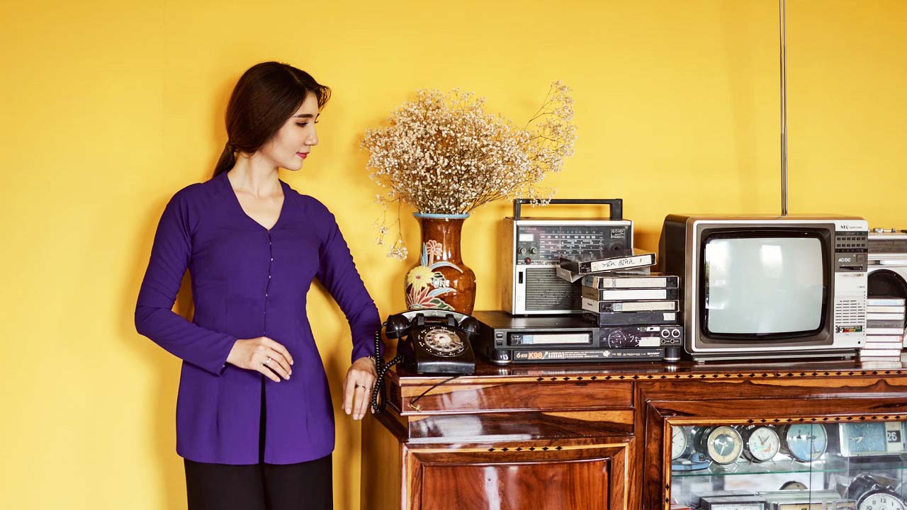 tai-hien-ki-uc-xua-voi-chiec-ao-ba-ba-tim-va-ngoi-nha-thoi-ong-ba-anh