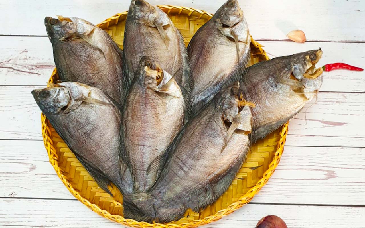 Khô cá sặc U Minh