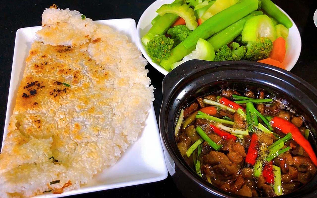 Cơm cháy kho quẹt