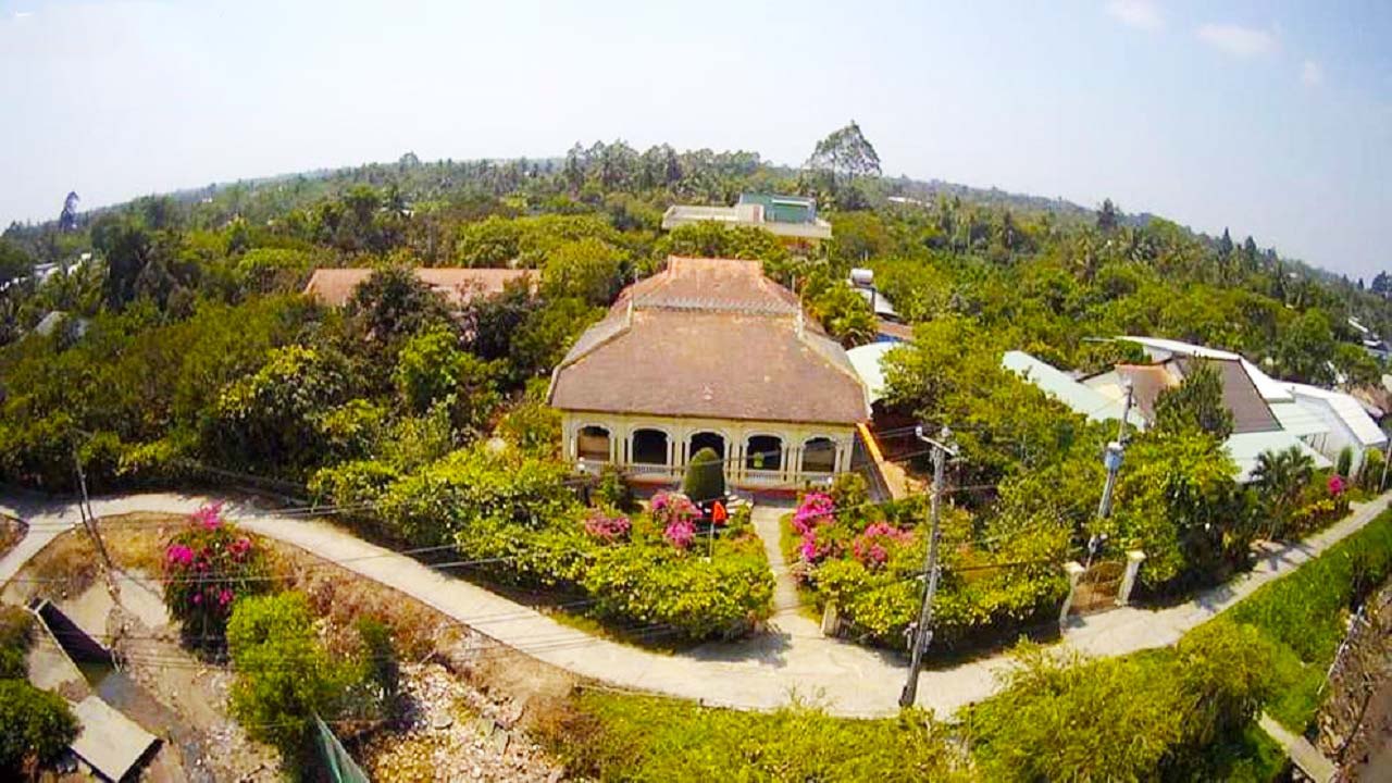 Làng cổ Đông Hòa Hiệp