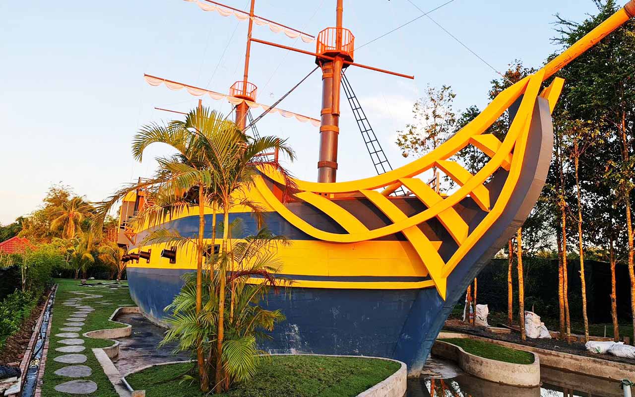 Du thuyền Sa Nhiên