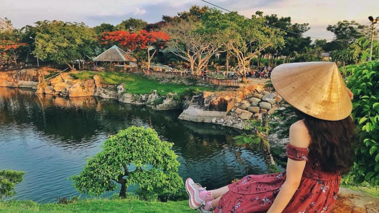 Khu du lịch Vạn Hương Mai