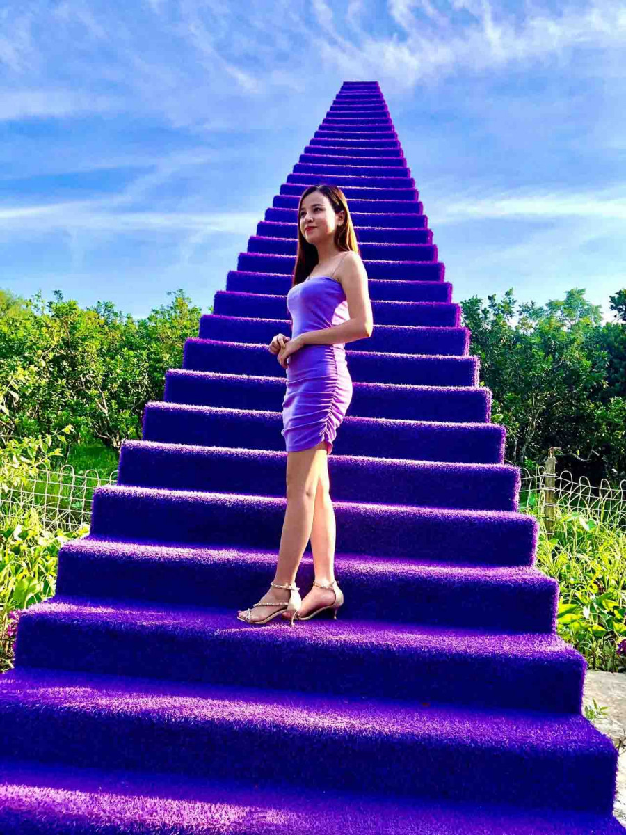 check-in-cung-chiec-cau-mau-tim-view-bau-troi