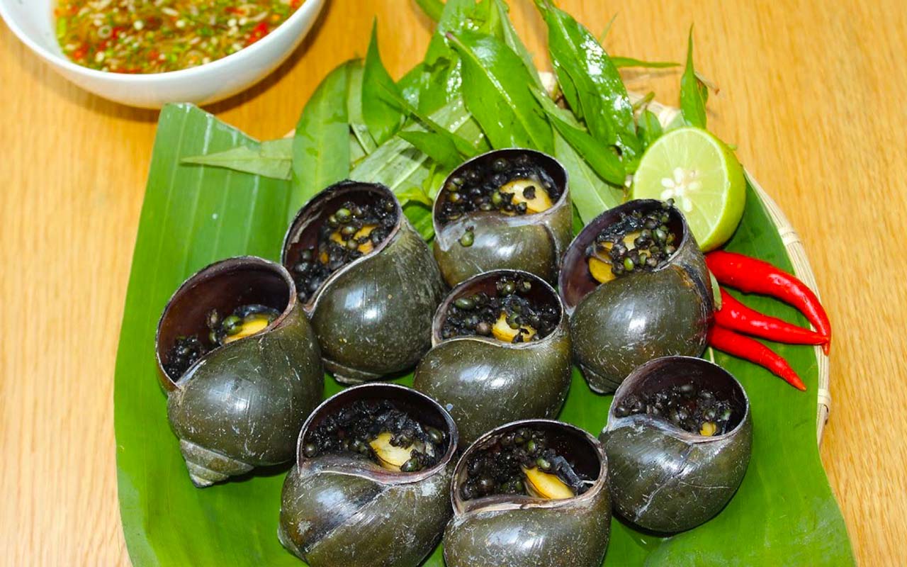 Ốc nướng tiêu xanh