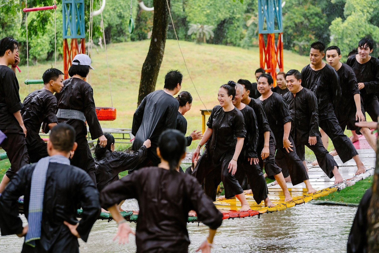 KHU TRÒ CHƠI DÂN GIAN ĐẶC SẮC TẠI LÀNG DU LỊCH SINH THÁI MỸ KHÁNH