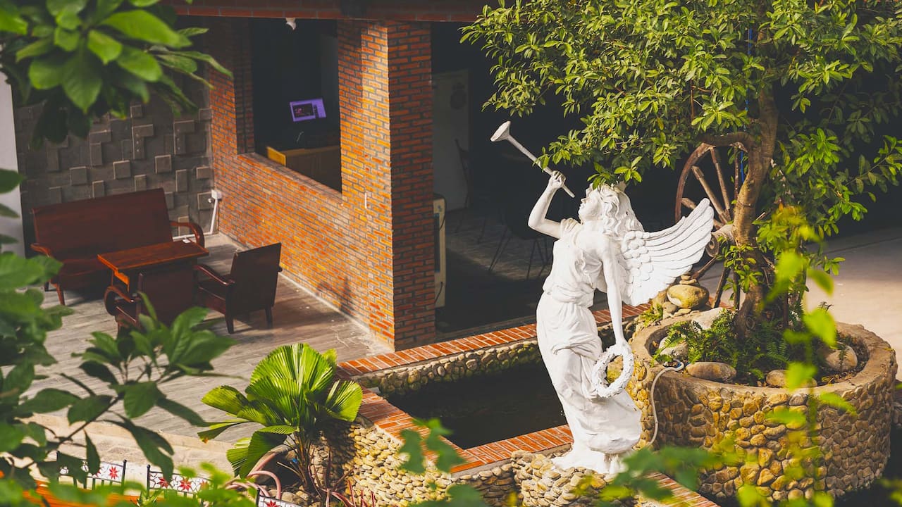 Quán cafe đẹp ở Cần Thơ - Cánh Nâu Garden Cafe 