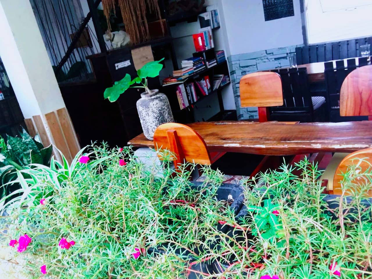 Quán cafe đẹp ở Cần Thơ - Củi Coffee and Homestay 