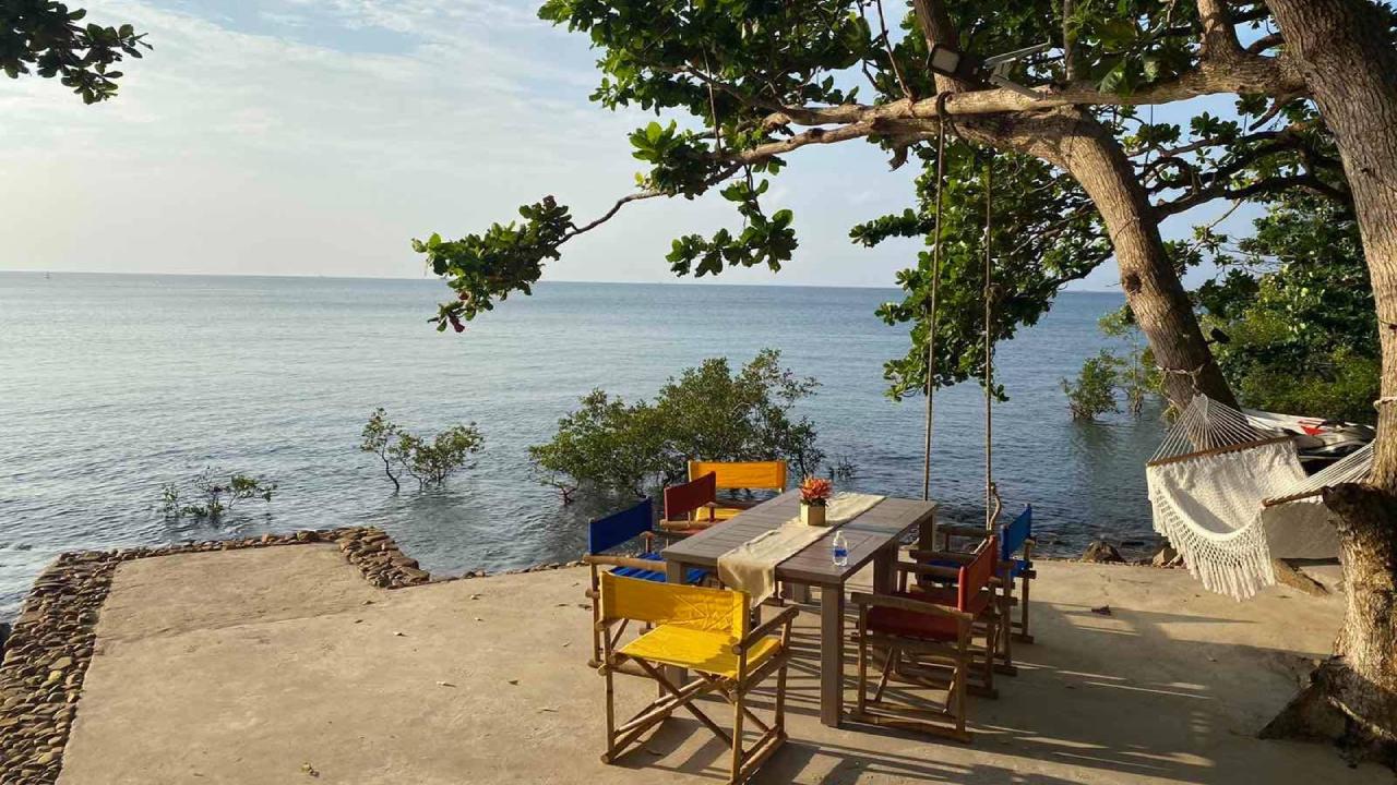 Cảnh thiên nhiên trù phú Côn Đảo