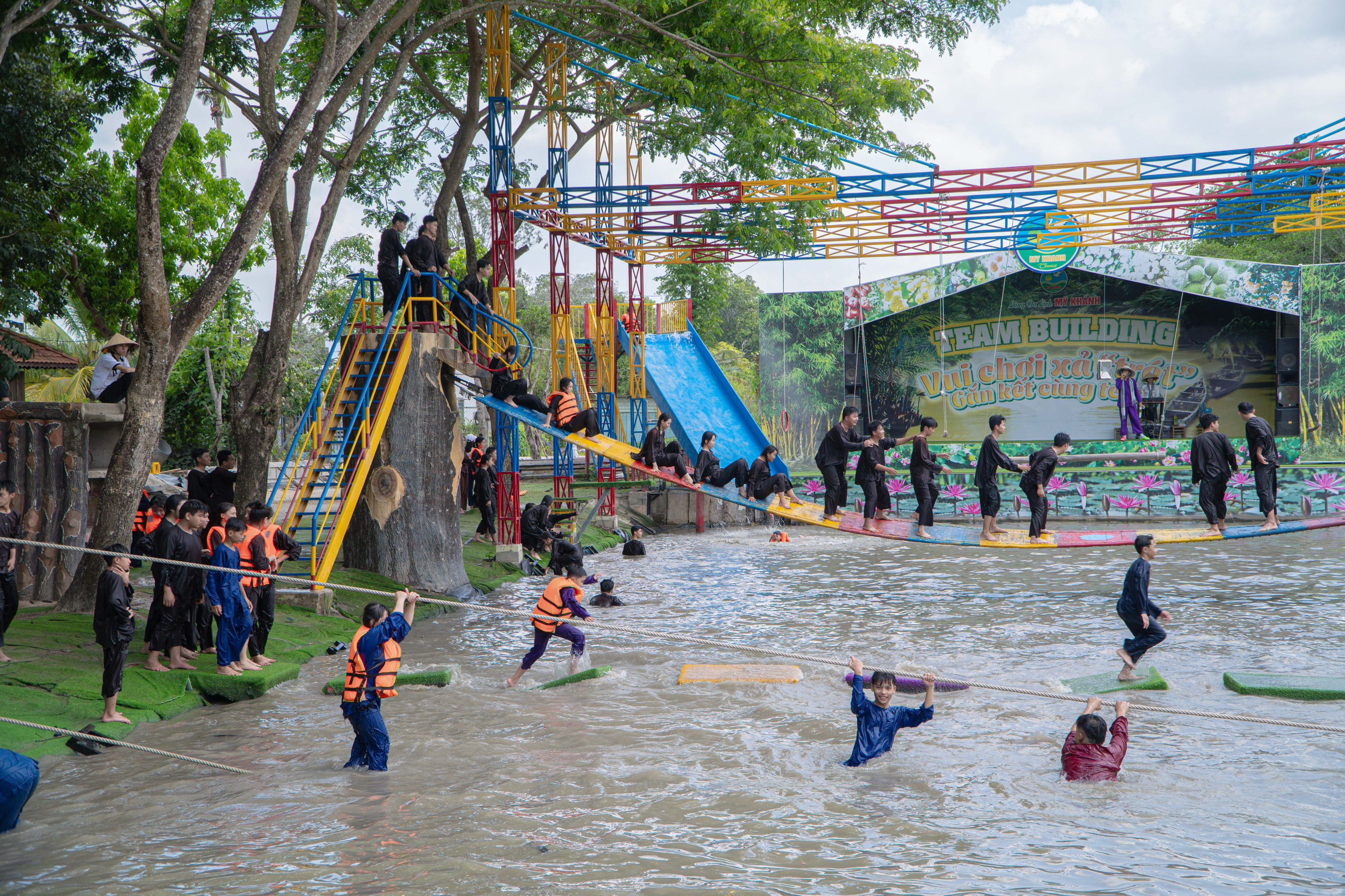 Tổ Hợp Trò Chơi Dân Gian 