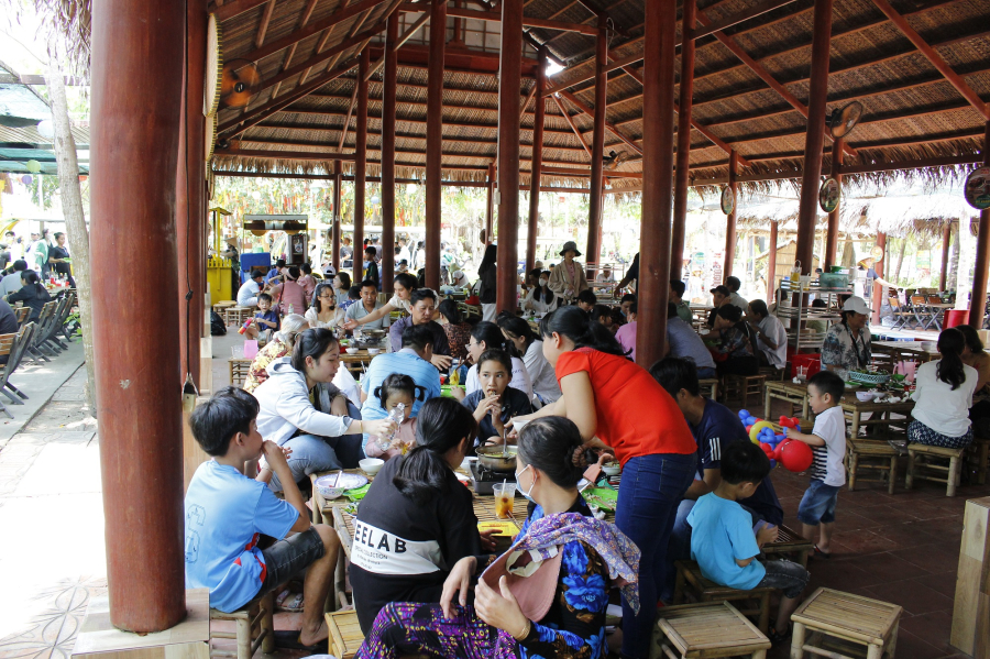 ẨM THỰC CHỢ QUÊ