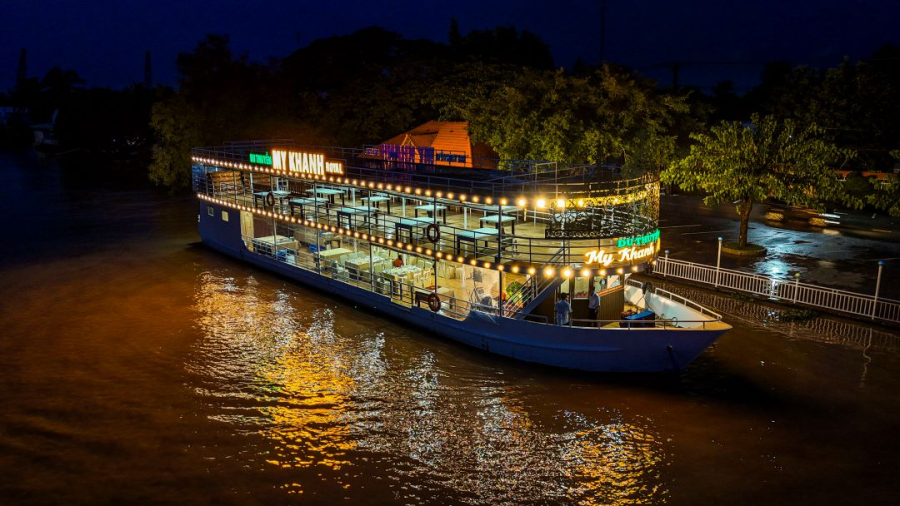 ẨM THỰC DU THUYỀN