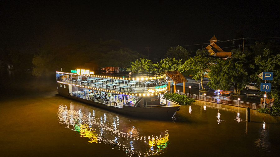 My Khanh Royal Cruise Restaurant